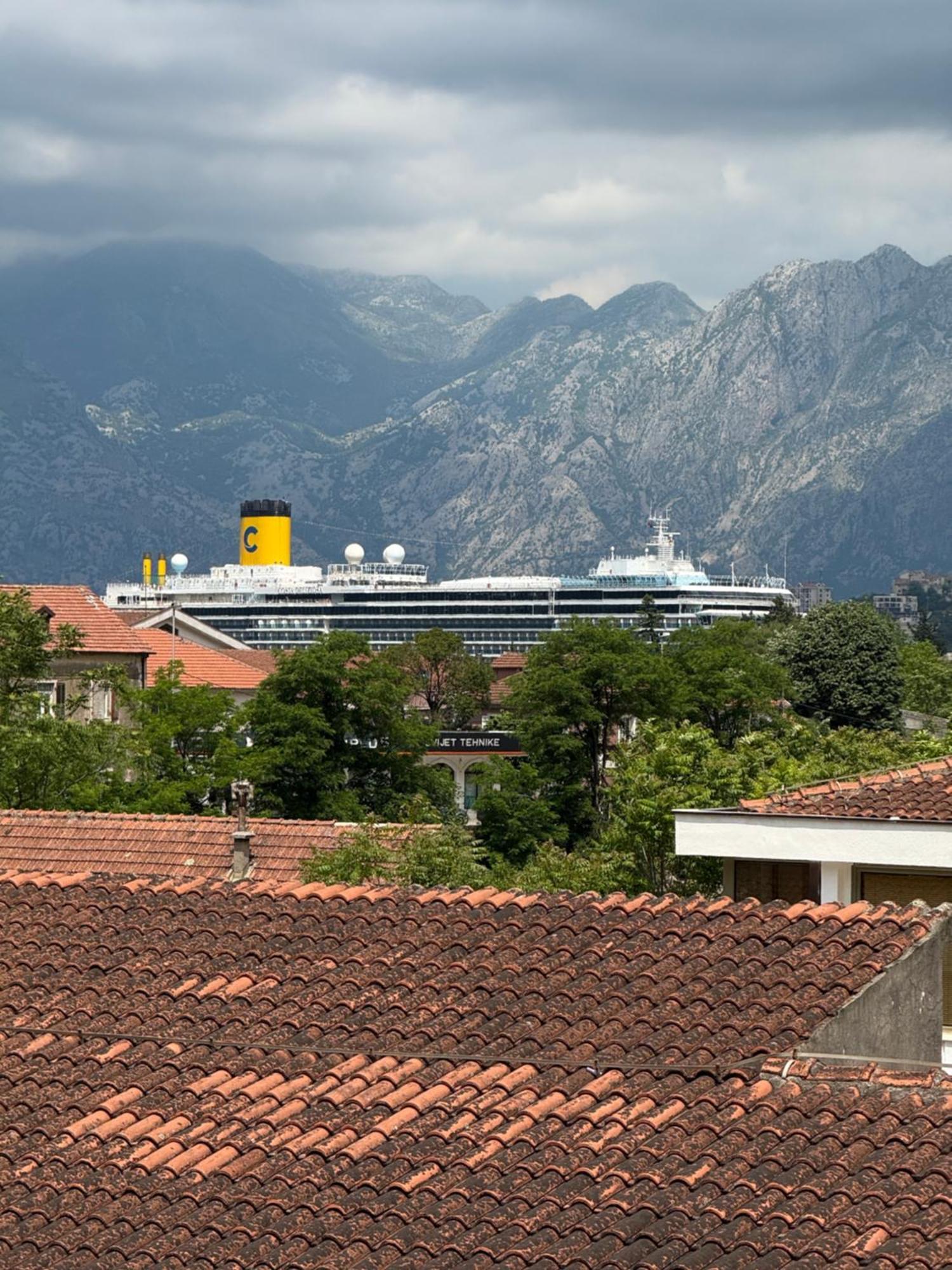 Apartment Atina Kotor Exteriér fotografie