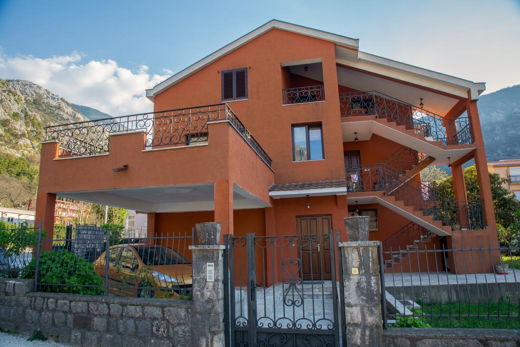 Apartment Atina Kotor Exteriér fotografie