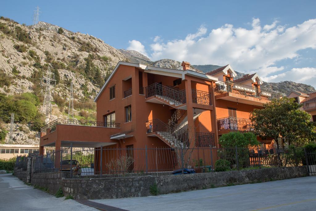 Apartment Atina Kotor Exteriér fotografie